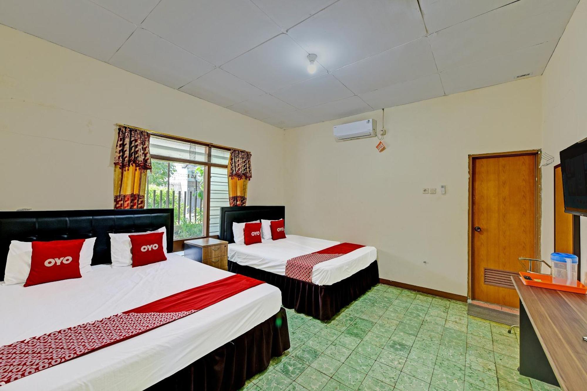 Cilopadang Oyo 90443 Hotel New Kartika In מראה חיצוני תמונה