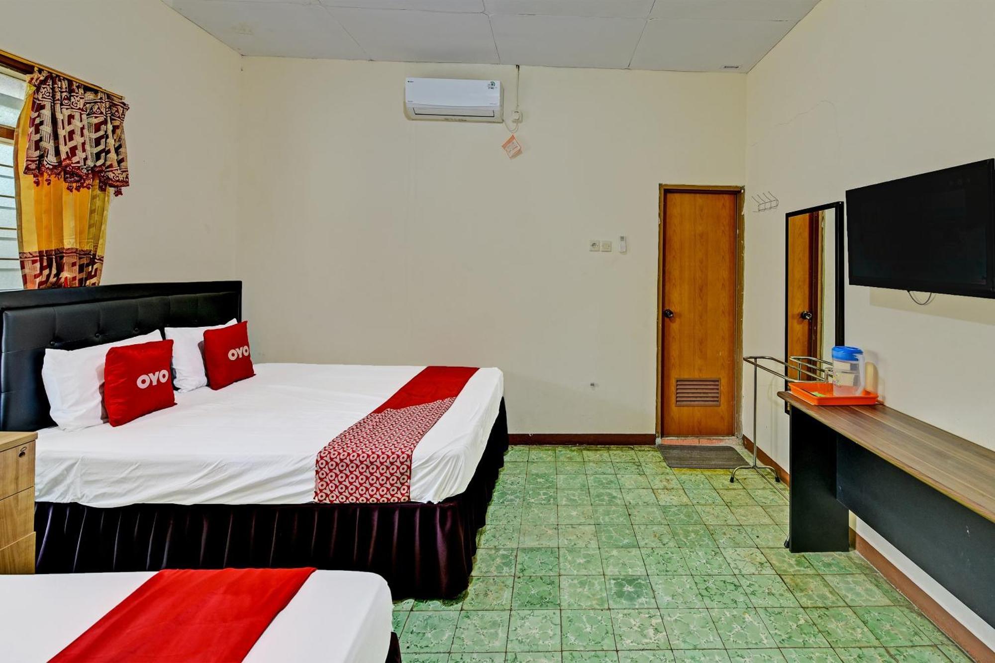 Cilopadang Oyo 90443 Hotel New Kartika In מראה חיצוני תמונה